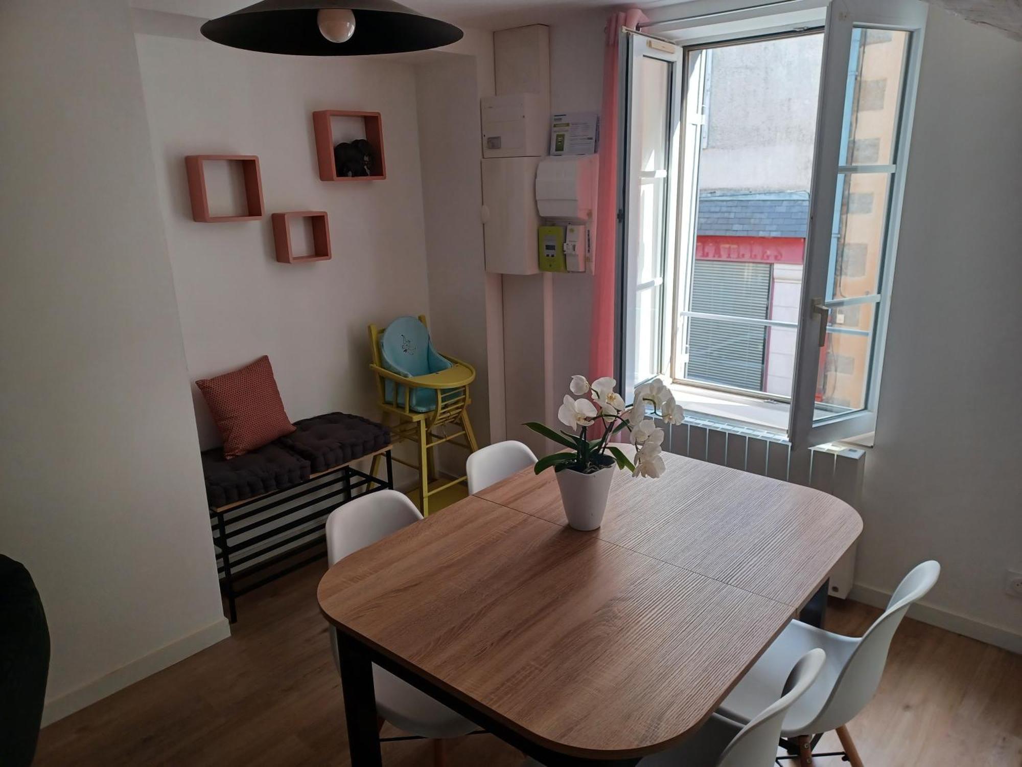 Ferienwohnung Duplex Cosy Et Douillet Ernée Exterior foto
